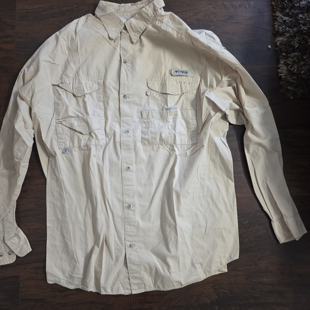 Columbia Men's Tan Button Down Shirt, XL